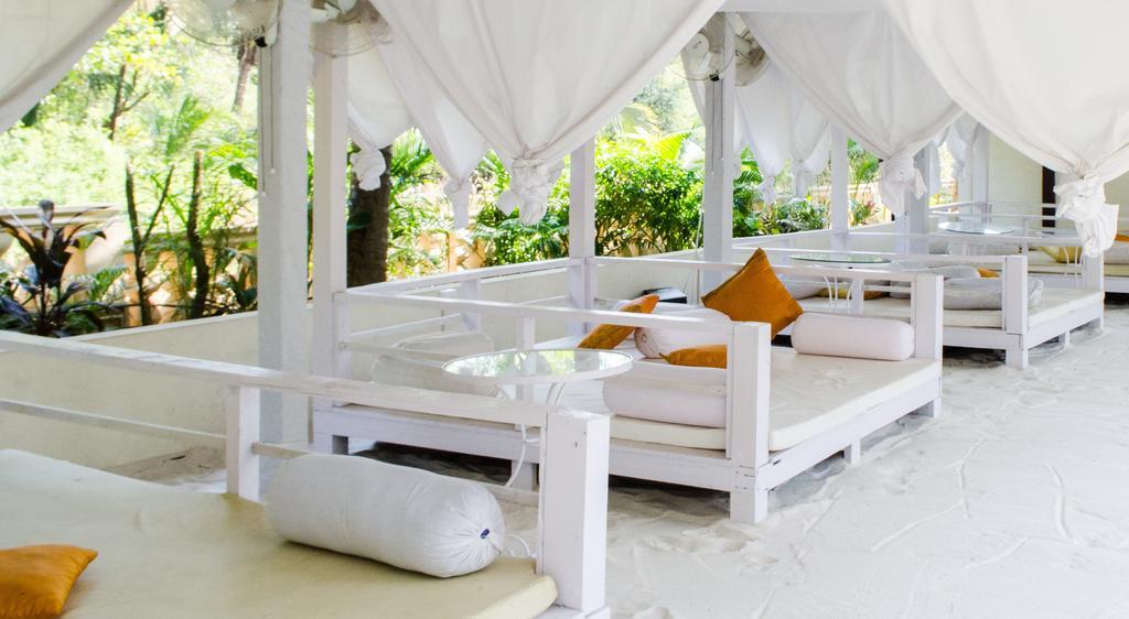 The Clematis Hotel Candolim Ngoại thất bức ảnh