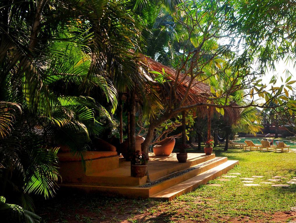 The Clematis Hotel Candolim Ngoại thất bức ảnh