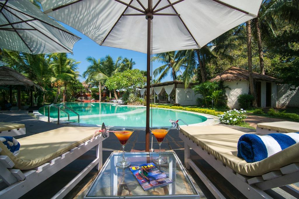The Clematis Hotel Candolim Ngoại thất bức ảnh