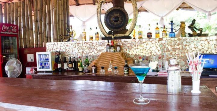The Clematis Hotel Candolim Ngoại thất bức ảnh