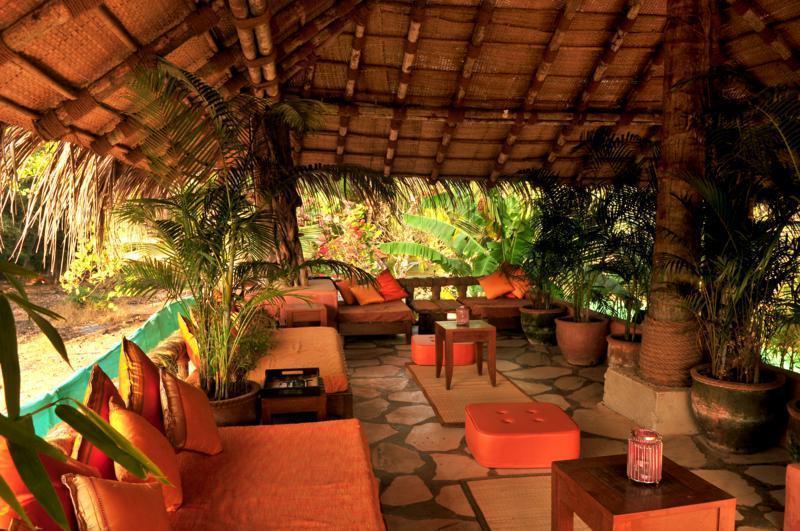 The Clematis Hotel Candolim Ngoại thất bức ảnh