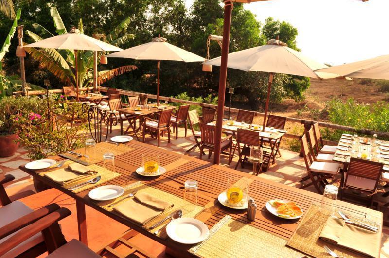 The Clematis Hotel Candolim Ngoại thất bức ảnh