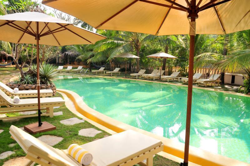 The Clematis Hotel Candolim Ngoại thất bức ảnh