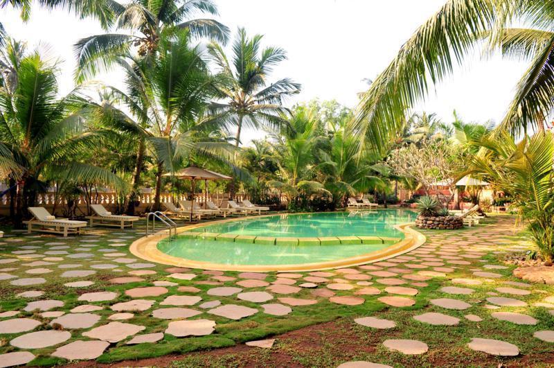 The Clematis Hotel Candolim Ngoại thất bức ảnh